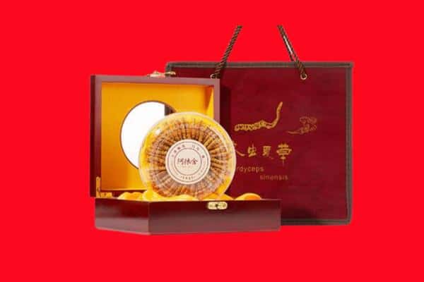 收购资讯:奈曼旗回收冬虫夏草是按克吗